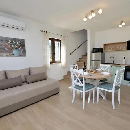 Danci Villa *