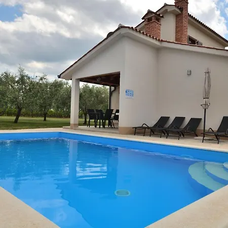 Danci Villa