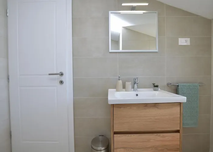 Vikendica House Danci