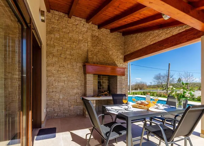 Vikendica House Danci