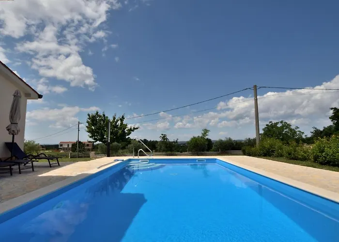 Vikendica House Danci *